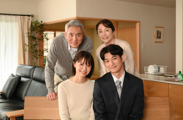 新春ドラマ特別企画「あしたの家族」（C)TBS