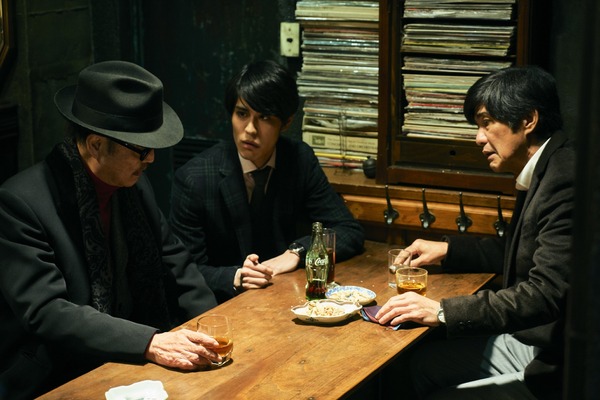 佐藤浩市&寛 一 郎、柄本明&柄本佑の親子共演実現『一度も撃ってませ
