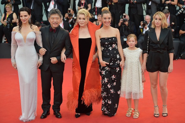 https://www.cinemacafe.net/imgs/thumb_h1/476013.jpg https://www.cinemacafe.net/imgs/thumb_h1/476013.jpg