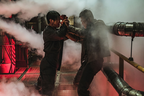 『鬼手』（C） 2019 CJ ENM CORPORATION, MAYS ENTERTAINMENT ALL RIGHTS RESERVED