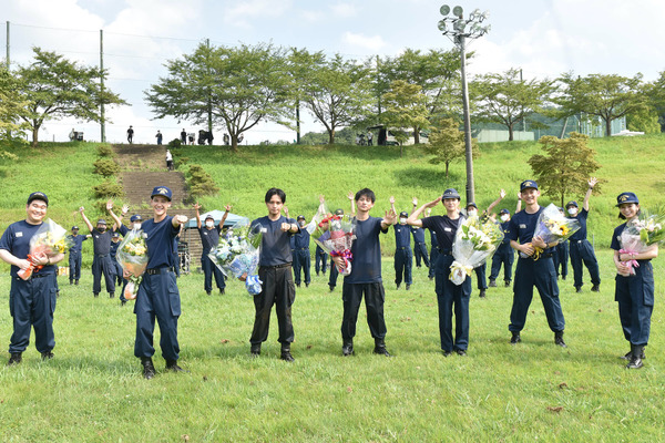 「未満警察 ミッドナイトランナー」クランクアップ　 (C) NTV