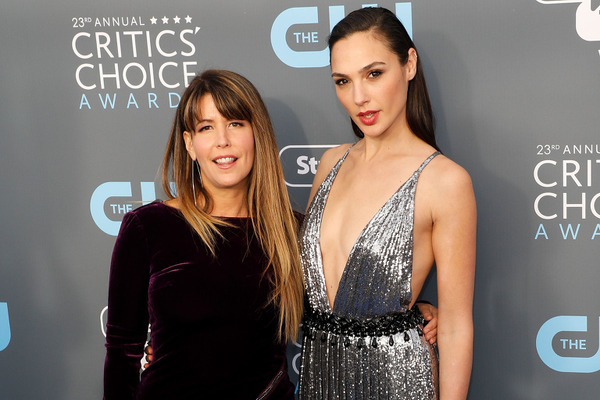 パティ・ジェンキンス監督＆ガル・ガドット Photo by Taylor Hill/Getty Images