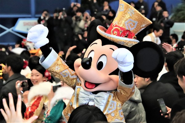ディズニー 東京ディズニーシーで開催予定の浦安市成人式が延期に Cinemacafe Net