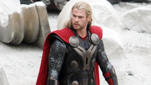 『Thor: The Dark World』（原題）を撮影中のクリス・ヘムズワース -(C) Splash／AFLO