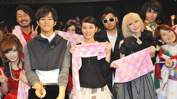 武井咲 松坂桃李 中島美嘉の生歌に大興奮 中学時代の甘酸っぱい恋バナも披露 Cinemacafe Net
