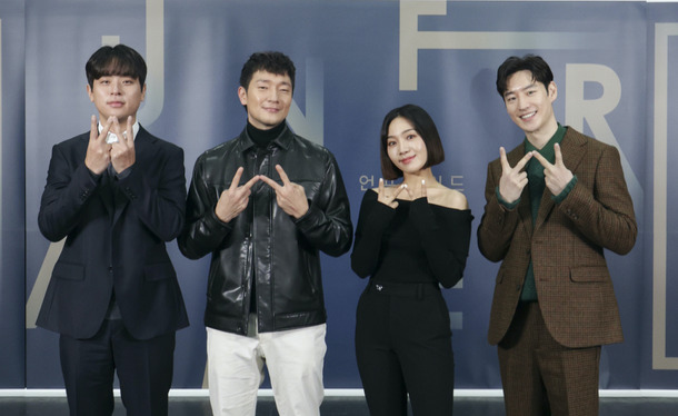 『UNFRAMED／アンフレームド』制作発表会