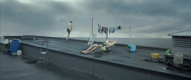 『ペントハウス』（Penthouse)