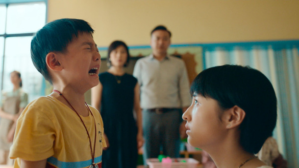 『シスター 夏のわかれ道』　© 2021 Shanghai Lian Ray Pictures Co.,Ltd.  All Rights Reserved