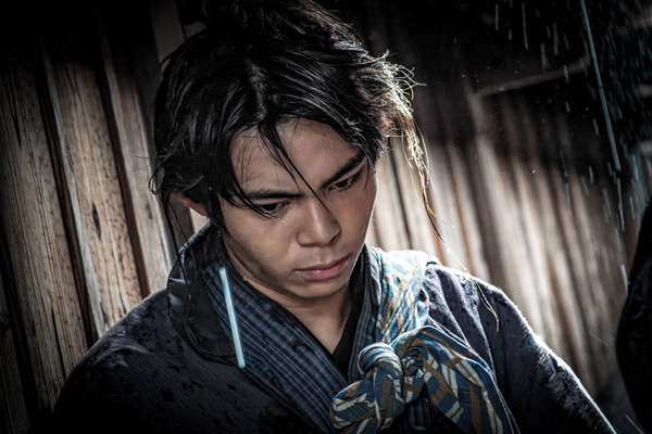 『近江商人、走る!』　© 2022 KCI LLP