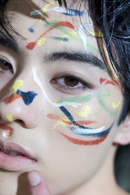 「前田拳太郎1st写真集 Awake」©KADOKAWA／写真：横山マサト