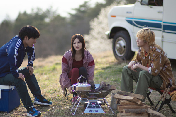 Netflix映画『ゾン100～ゾンビになるまでにしたい100のこと～』（C）麻生羽呂・高田康太郎・小学館／ROBOT