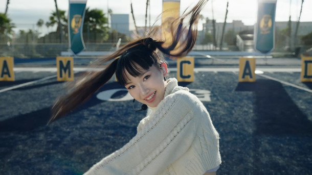 ウア「The Debut: Dream Academy」（ザ デビュー ドリーム アカデミー）　（C）HYBE UMG LLC.