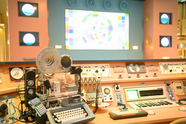 「時をかけるな、恋人たち」