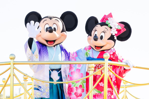 和服姿のミッキーが新年のごあいさつ！新アンバサダーも就任お披露目