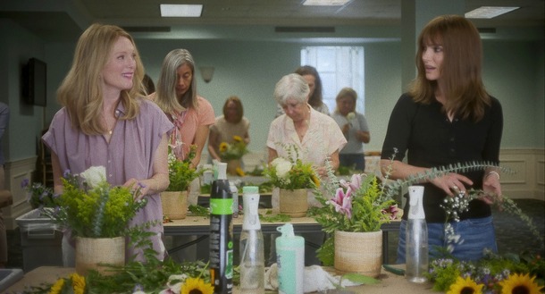 『メイ・ディセンバー　ゆれる真実』©2023. May December 2022 Investors LLC, ALL Rights Reserved.