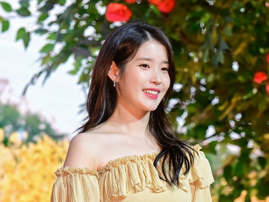 Netflix『おつかれさま』で大人の恋に挑戦、強烈な印象を残したIUの演技とは？