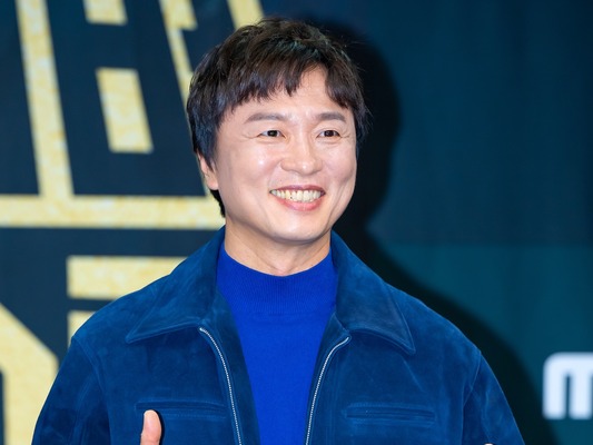 IU×パク・ボゴム『おつかれさま』特別出演のチョン・ベス放つ名脇役の底力とは？