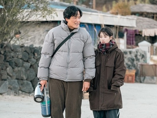 Netflix『おつかれさま』でパク・ヘジュンの演技にどこまで癒されるのか