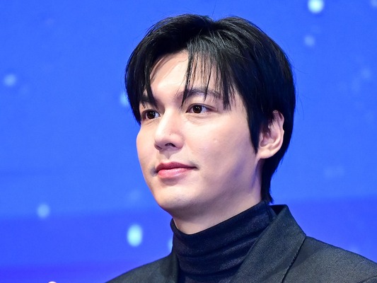 イ・ミンホが証明するワールドスターの魅力、ファンを惹きつけ続ける理由とは？