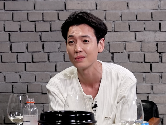 俳優チョン・ギョンホ、酔った状態でも“彼女自慢”ばかり「彼女がいなかったらきっと…」