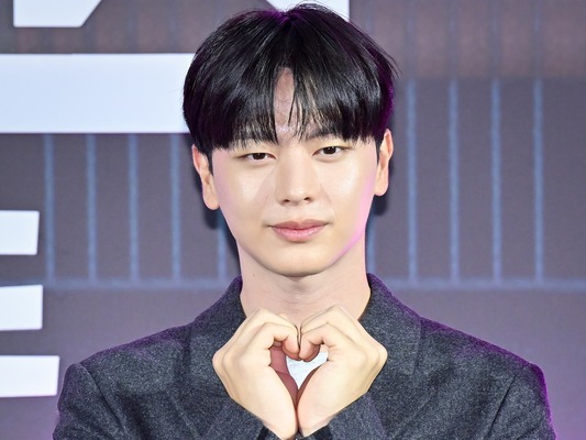 『鬼宮』ユク・ソンジェの演技に絶賛の嵐、ドラマで証明された憑依演技の神髄