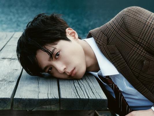 俳優パク・ボゴム、圧倒的なビジュアルで放った“尊い存在感”「これはヤバい」【PHOTO】