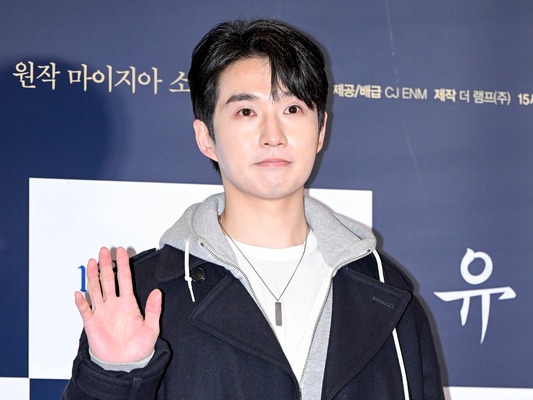 『君は天国でも美しい』リュ・ドクファンが語る現場の記憶「毎回の撮影で驚かされたキム・ヘジャ先生のまなざし」