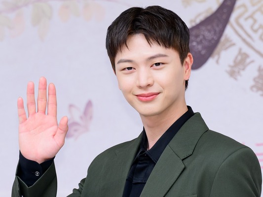 『鬼宮』出演のユク・ソンジェが語った原点と未来「歌も演技も、逃したくない」