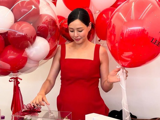 第二子妊娠中のイ・ハニ（42）、“ふっくらお腹”に視線集中「いつの間にこんなに大きく…」