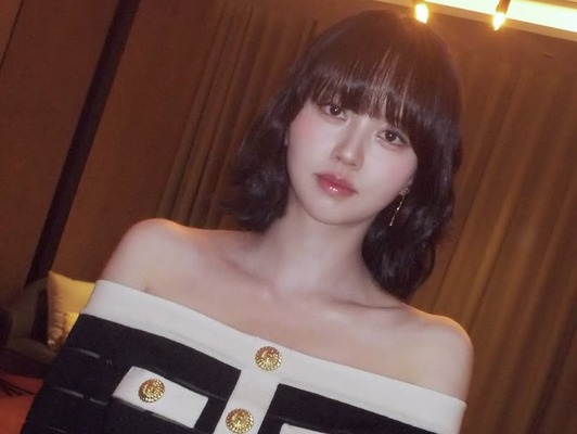 パク・ボゴムの“撮影センス”に称賛続々！子役出身キム・ソヒョンの「大人の美」を見事に捉える【PHOTO】