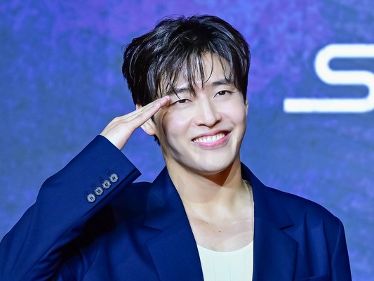 誠実な演技で世代を超えて愛される俳優カン・ハヌル、「堤川国際音楽映画祭」の広報大使に抜擢！