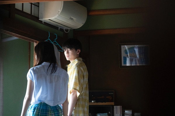 『夏の砂の上』© 2025映画『夏の砂の上』製作委員会