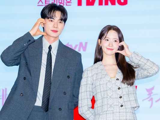 パク・ソンフン降板の波乱越えて、『暴君のシェフ』新主演イ・チェミンに監督が120％満足