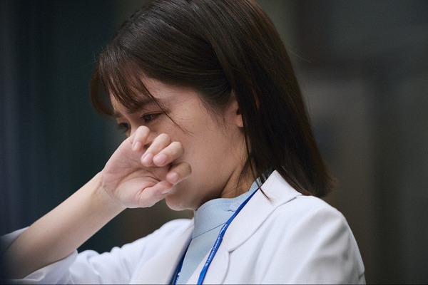 「19番目のカルテ」6話　©︎TBSスパークル／TBS（撮影：加藤春日）