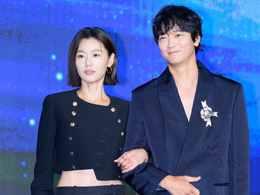 チョン・ジヒョン×カン・ドンウォン『北極星』が示す大人の愛のかたち