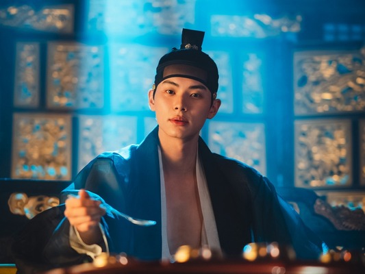 『暴君のシェフ』王様役イ・チェミン、公開恋愛中の恋人リュ・ダインは誰？