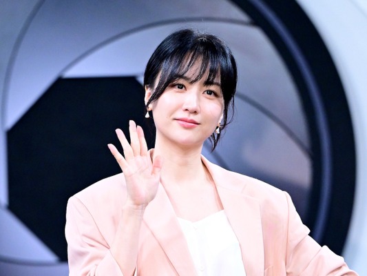 パク・ハソン、普段の自己管理法はレーザー施術と運動だった！「栄養失調と診断されて…」