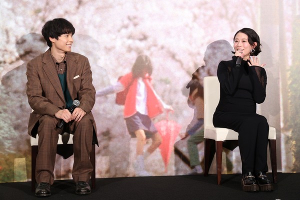 『秒速5センチメートル』完成披露試写会　松村北斗、高畑充希