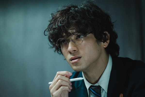 『爆弾』©呉勝浩／講談社　©2025映画『爆弾』製作委員会