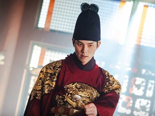 『暴君のシェフ』完走のイ・チェミン、代役から奇跡をつかんだ俳優魂