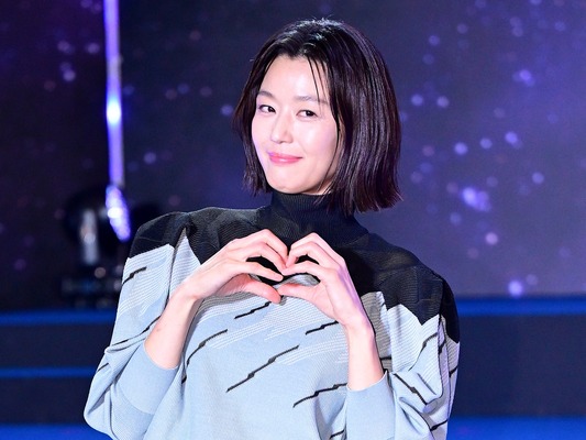 結婚・出産を経た“猟奇的な彼女”チョ・ジヒョンと『北極星』【インタビュー】