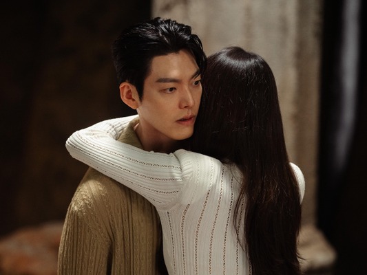 キム・ウビンの魅力が爆発。Netflix『魔法のランプにお願い』がグローバルTOP3位に上昇！