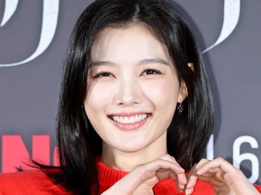 “悪女の主人公”に初挑戦したキム・ユジョンの率直な思い「擁護、応援はしないでほしい」