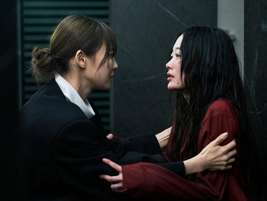 『あなたが殺した』チョン・ソニ×イ・ユミ、生きるために手を取り合う最も切実な共犯