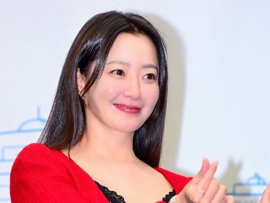 U-NEXT配信『次の人生はないから』主演キム・ヒソン、“キャリア断絶”