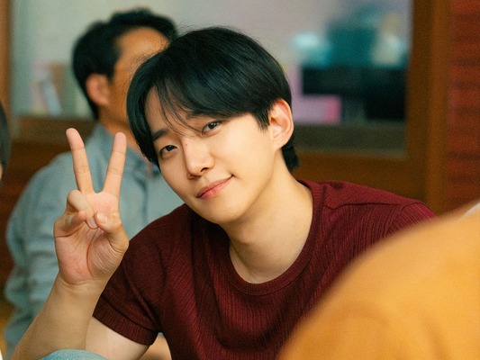 「ジュノを知らなかった人はファンになる」関係者が語ったジュノ主演『テプン商事』の舞台裏