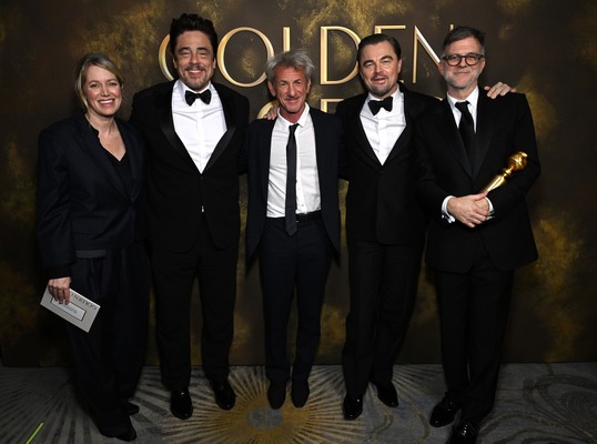 第83ゴールデングローブ賞 Photo by Michael Kovac/Getty Images for Moët & Chandon