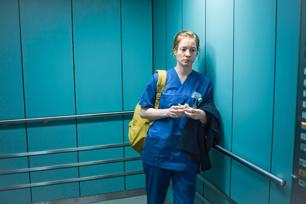 『ナースコール』© 2025 Zodiac Pictures Ltd / MMC Zodiac GmbH