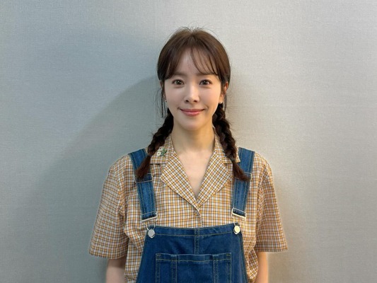 女優ハン・ジミン、新ドラマの幻のコスプレ姿を大放出！“超絶キュート”なヒロイン【PHOTO】