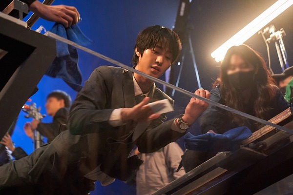 『全知的な読者の視点から』メイキング　©2025 LOTTE ENTERTAINMENT, SMILEGATE, REALIES PICTURES All Rights Reserved.